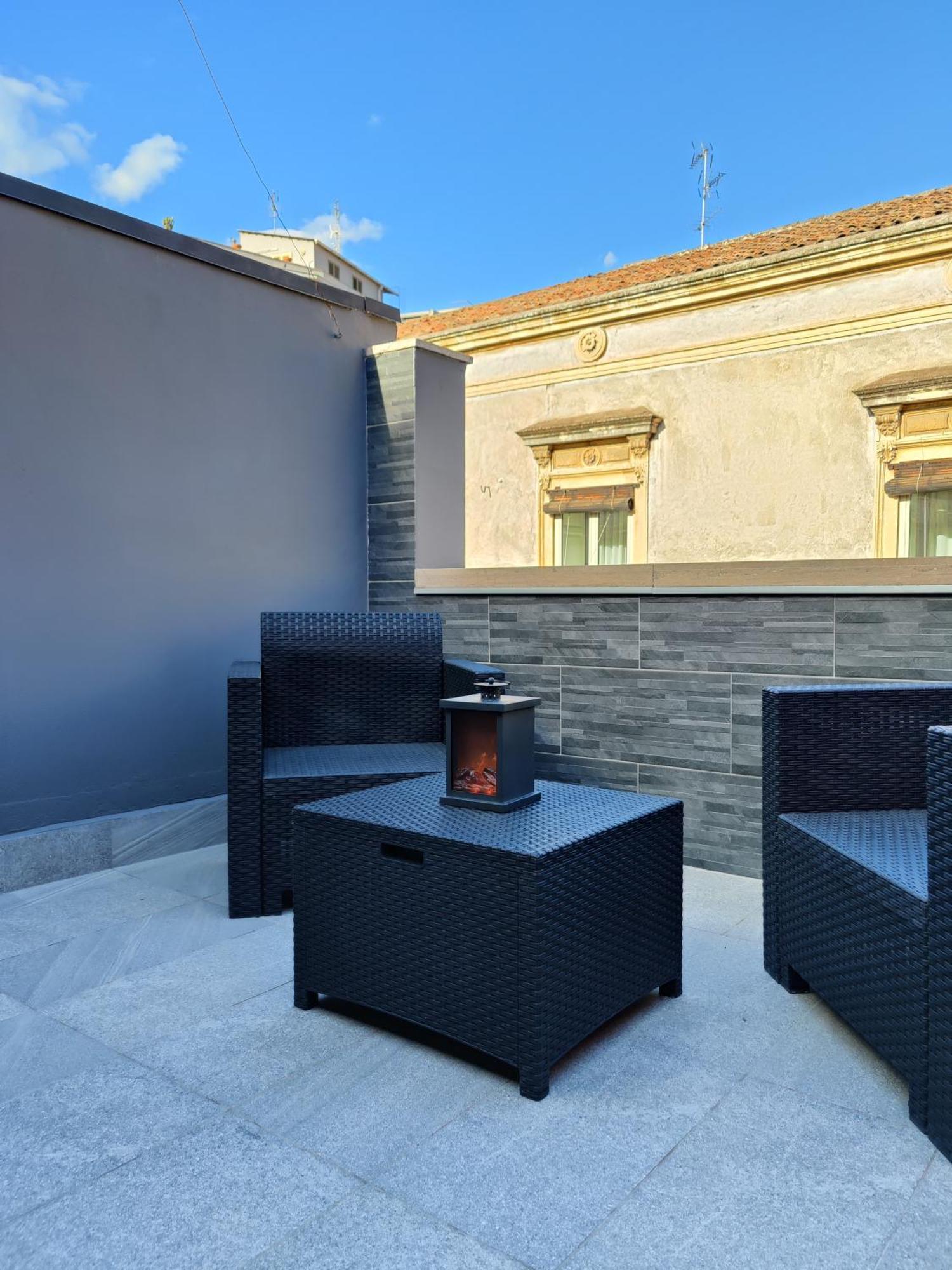 Delph'S House Apartment Catania Luaran gambar